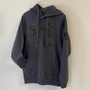 Under Armour Men's Loose Fit Charcoal Freedom Hoodie Size XS